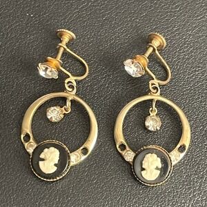 Vintage Cameo Earrings Clip Ons Rhinestone Dangle Screw Back Gold Tone Black